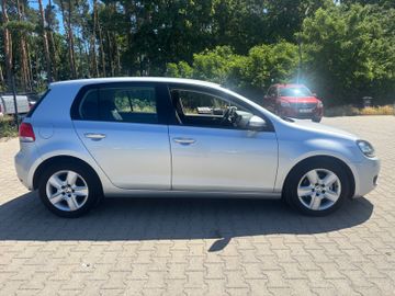 Volkswagen Golf - 4