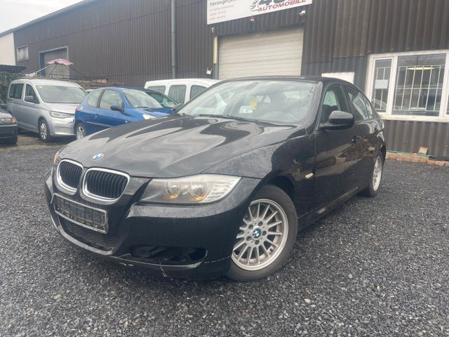 BMW 320 Baureihe 3 Lim. 320i