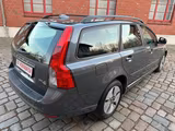 Volvo V50 Kombi 1.6 D Drive Momentum - Volvo V50 Gebrauchtwagen