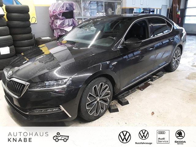 Skoda Superb 2.0 TDI DSG L&K DCC STANDHZG SITZLUFT ACC