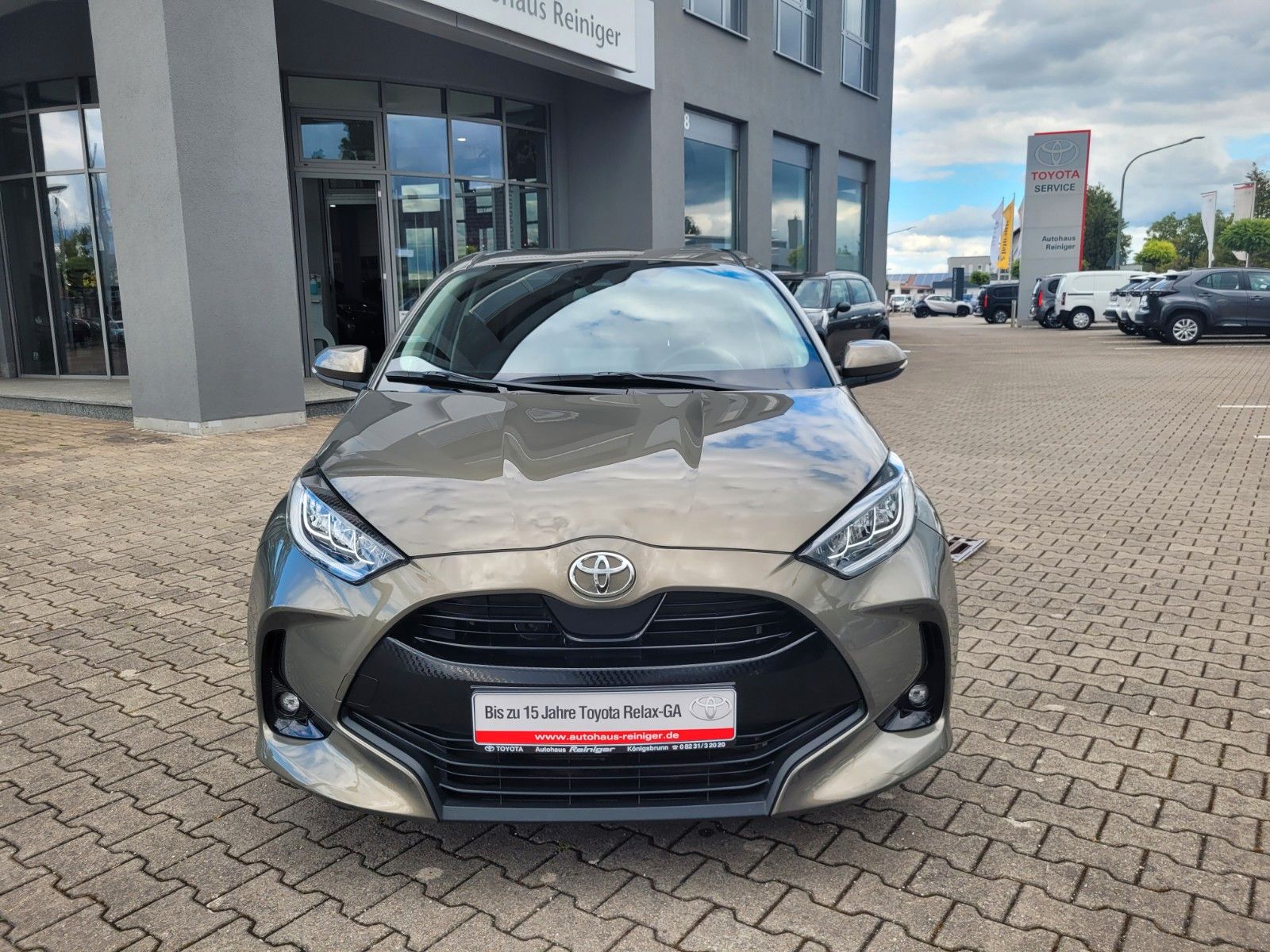 Toyota Yaris 1.5l VVT-i Schalter Style*SHZ,Kamera,Alu* imagem 2