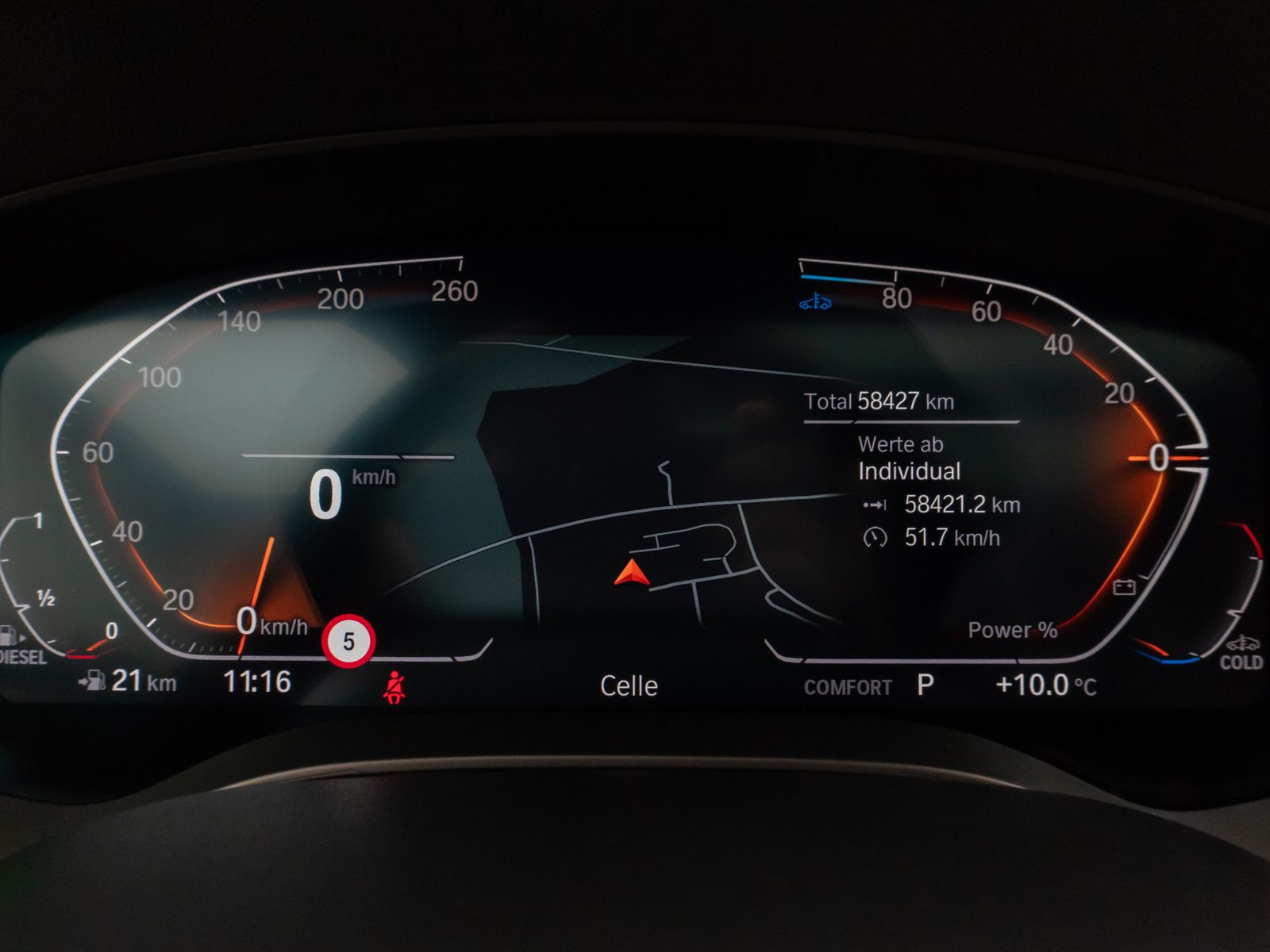 Fahrzeugabbildung BMW 520d Panorama Kamera DAB HiFi AHK M Sport Alarm