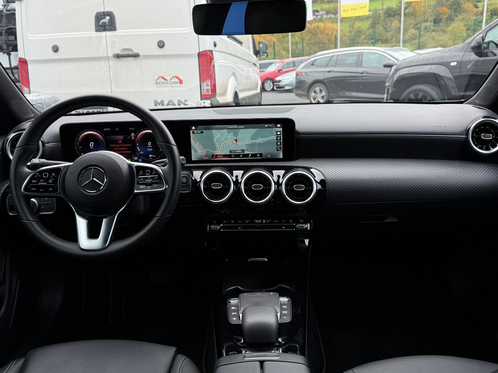 Fahrzeugabbildung Mercedes-Benz CLA 250 e Hybrid Aut DAB GRA Navi LED Kamera SHZ