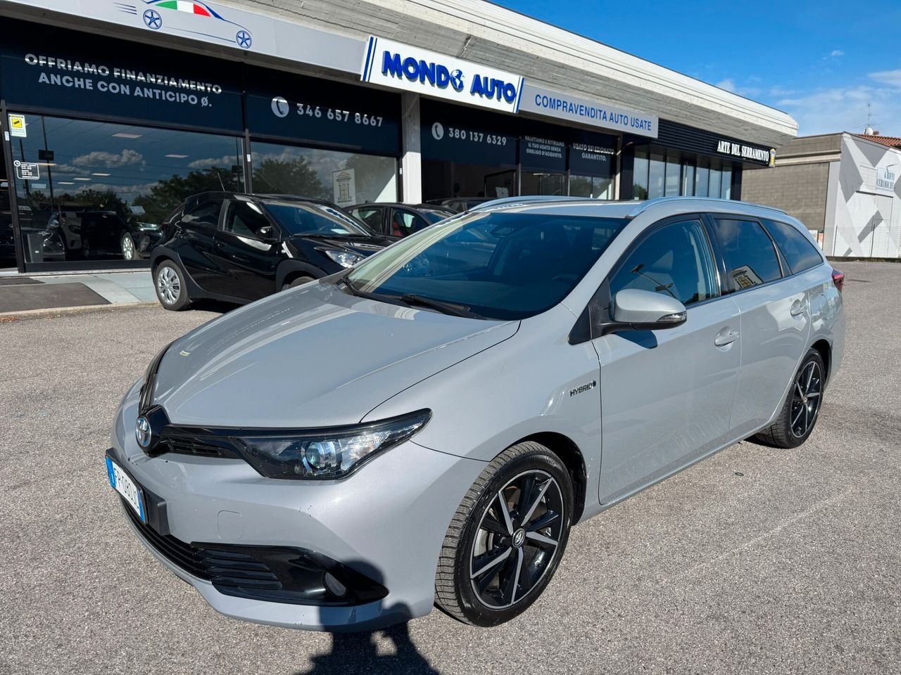 TOYOTA Auris