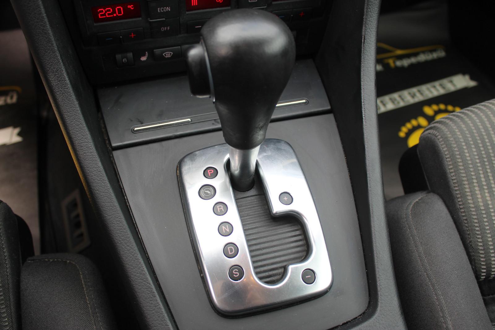 Audi Quattro 2006 — photo 20
