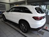 Mercedes-Benz GLC 300 e 4M AMG/9G/19''/LED/Kamera/Navigation/ - Mercedes-Benz GLC 300 in Freiburg
