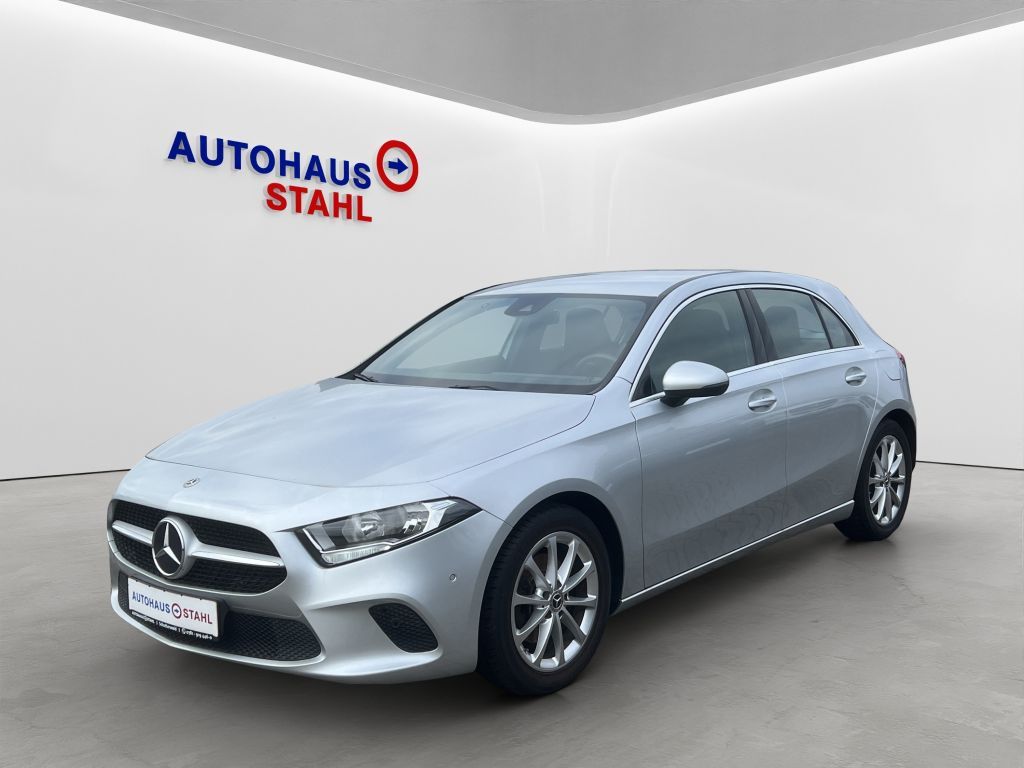 MERCEDES-BENZ A 200 Progressive