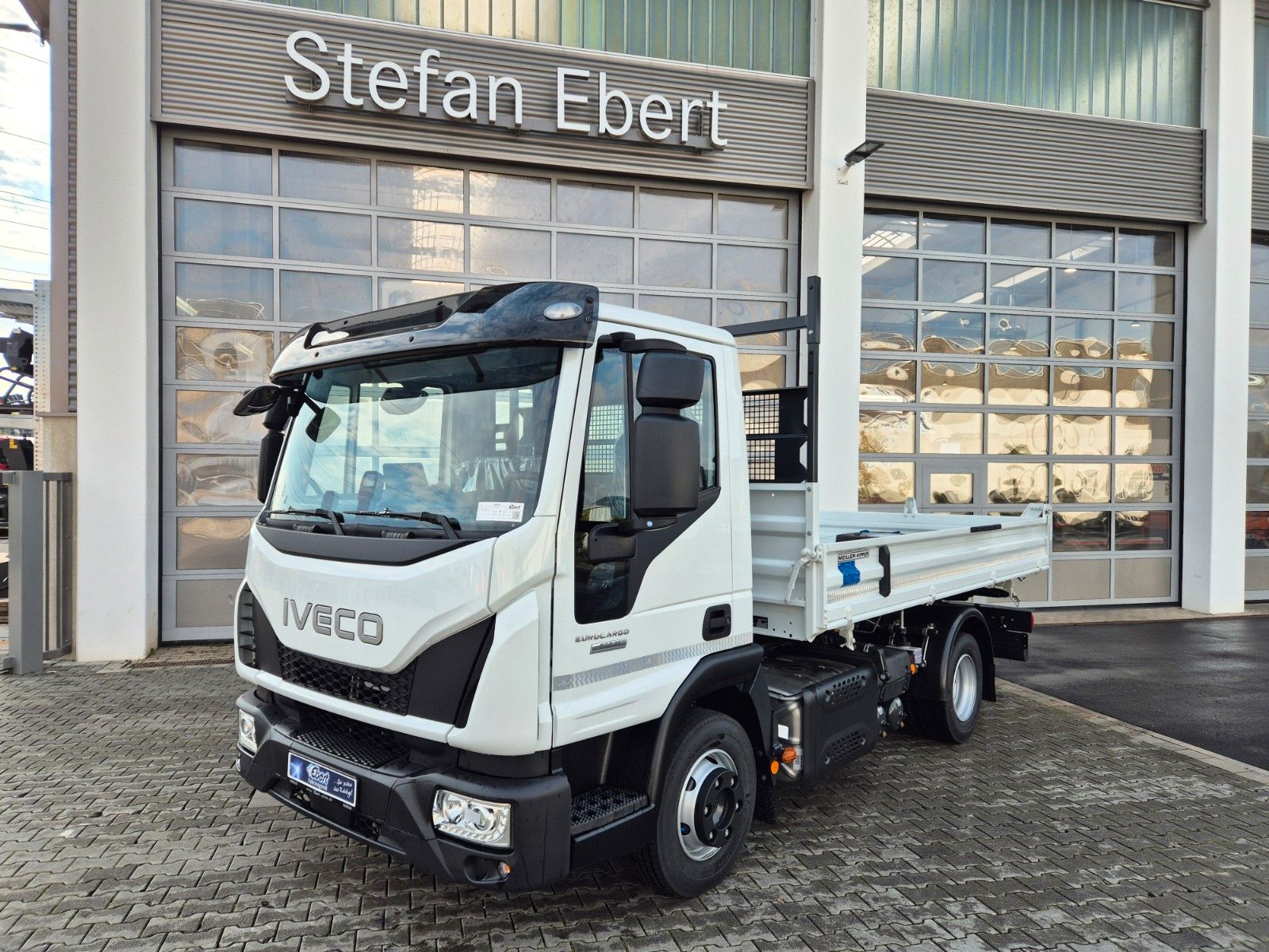 Fahrzeugabbildung Iveco Eurocargo ML80E21 Meiller 2x AHK 3 Sitze Klima