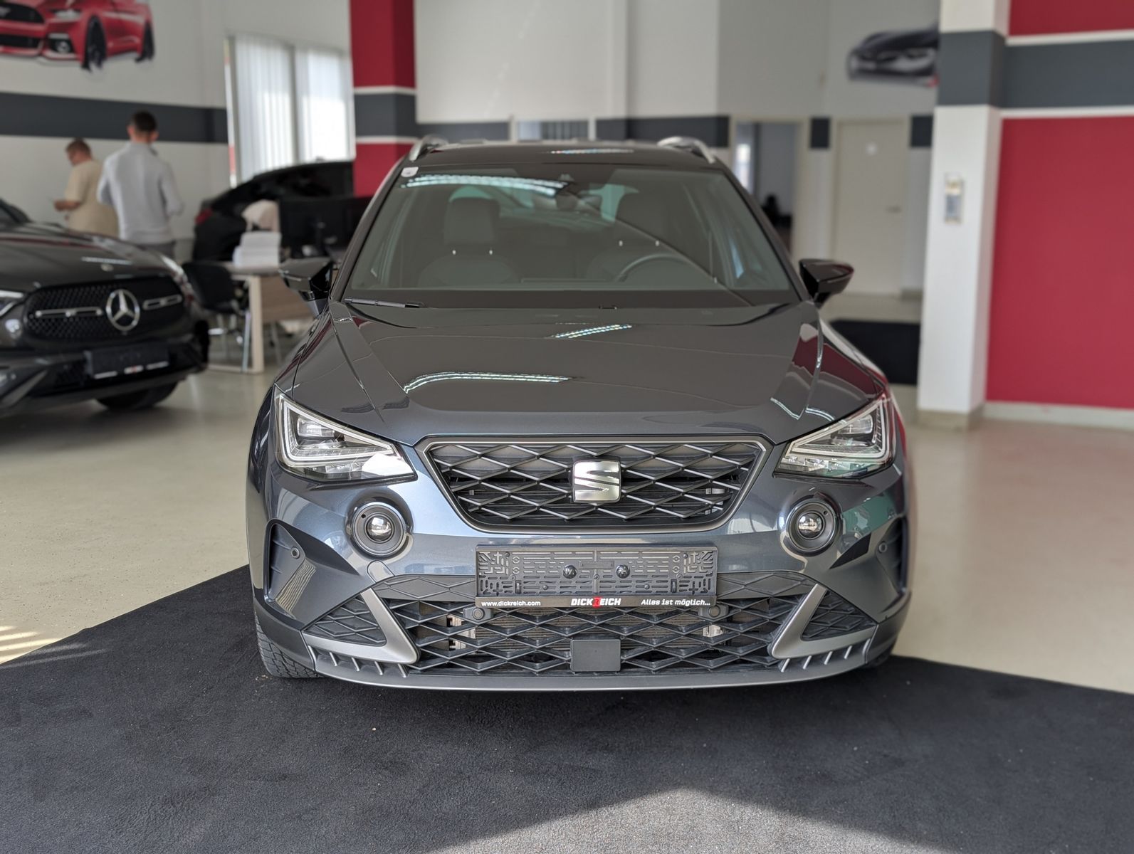 Fahrzeugabbildung SEAT Arona 1.5 TSI FR DSG ACC LED AHK KAM DINAMICA 18