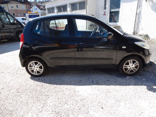Fahrzeugabbildung Hyundai i10 Style/1.Hand/Klima/Alu/