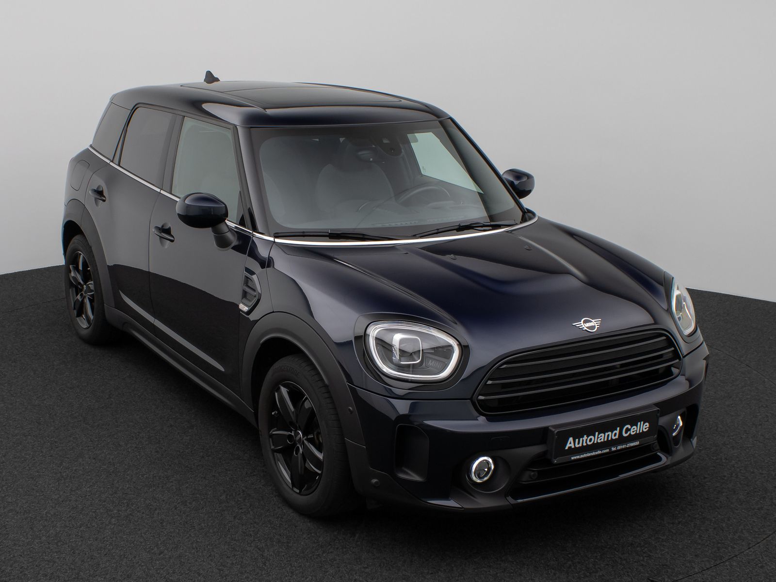 Fahrzeugabbildung MINI Cooper Countryman HUD Panorama Kamera Sportsitze