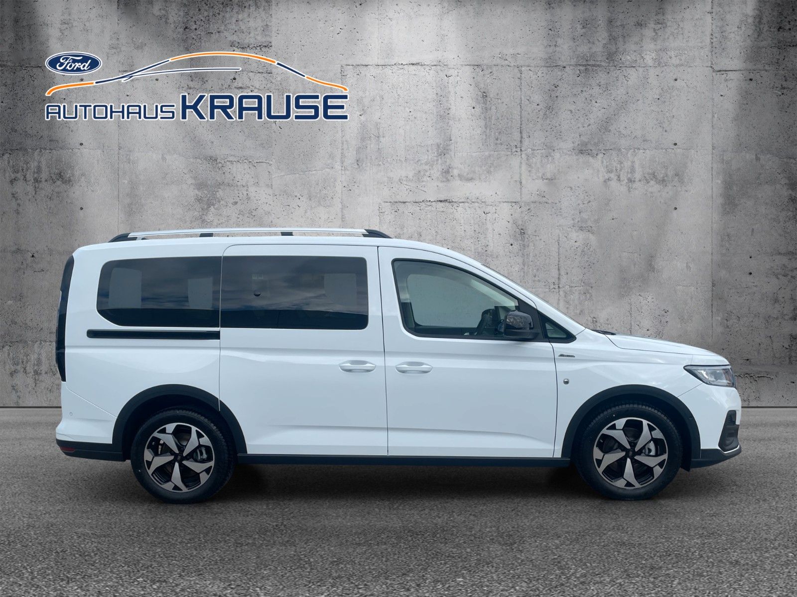 Fahrzeugabbildung Ford Grand Tourneo Connect PHEV Active