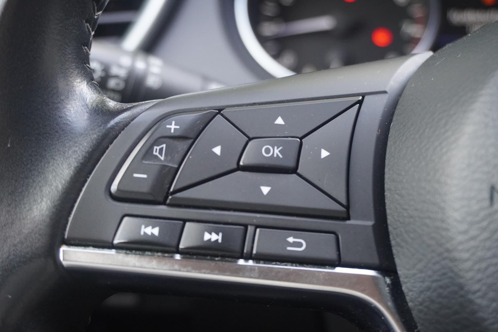 Nissan Qashqai 1.3 Acenta Navi Tempomat 360° Kamera PDC