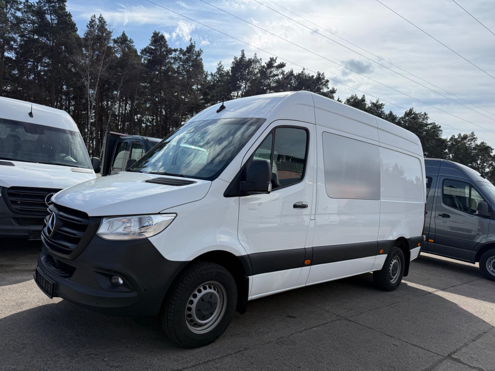 Mercedes-Benz Sprinter 319 Mixto L2H2/V6/3,0/5-Sitze/AHK3,5T