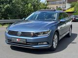 Volkswagen Passat Variant 2.0TDI/150PS/PANO/DAB/ACC - Volkswagen Passat: Kombi
