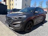 Hyundai Tucson Trend 4WD*TüV 04/26*EU6*1HA*TEMPO*SHZ* - Hyundai TUCSON mit Benzin-Antrieb: 2.0