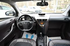 TOYOTA iQ + 1.0 VVT-i Leder Klimaautomatik Automatik