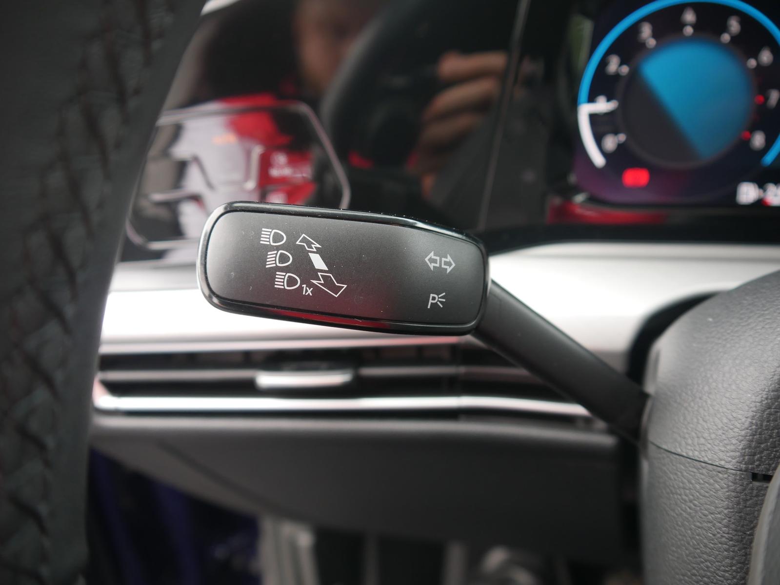 Volkswagen Golf VIII 1.0 Life LED Digitales Cockpit PDC, миниатюра 27