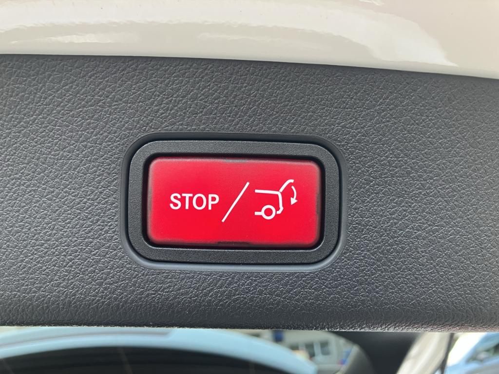 Fahrzeugabbildung Mercedes-Benz GLC 300 d 4M AMG*NIGHT*AHK*MEMORY*LED*KAMERA