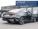 BMW 550e xDrive M Sport HUD PANO ACC AHK 360°KAM LM - BMW 5er Reihe in Düsseldorf
