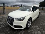 Audi A1 1.2 TFSI Attraction/SCHECKHEFT/NAVI/1HAND/SZH