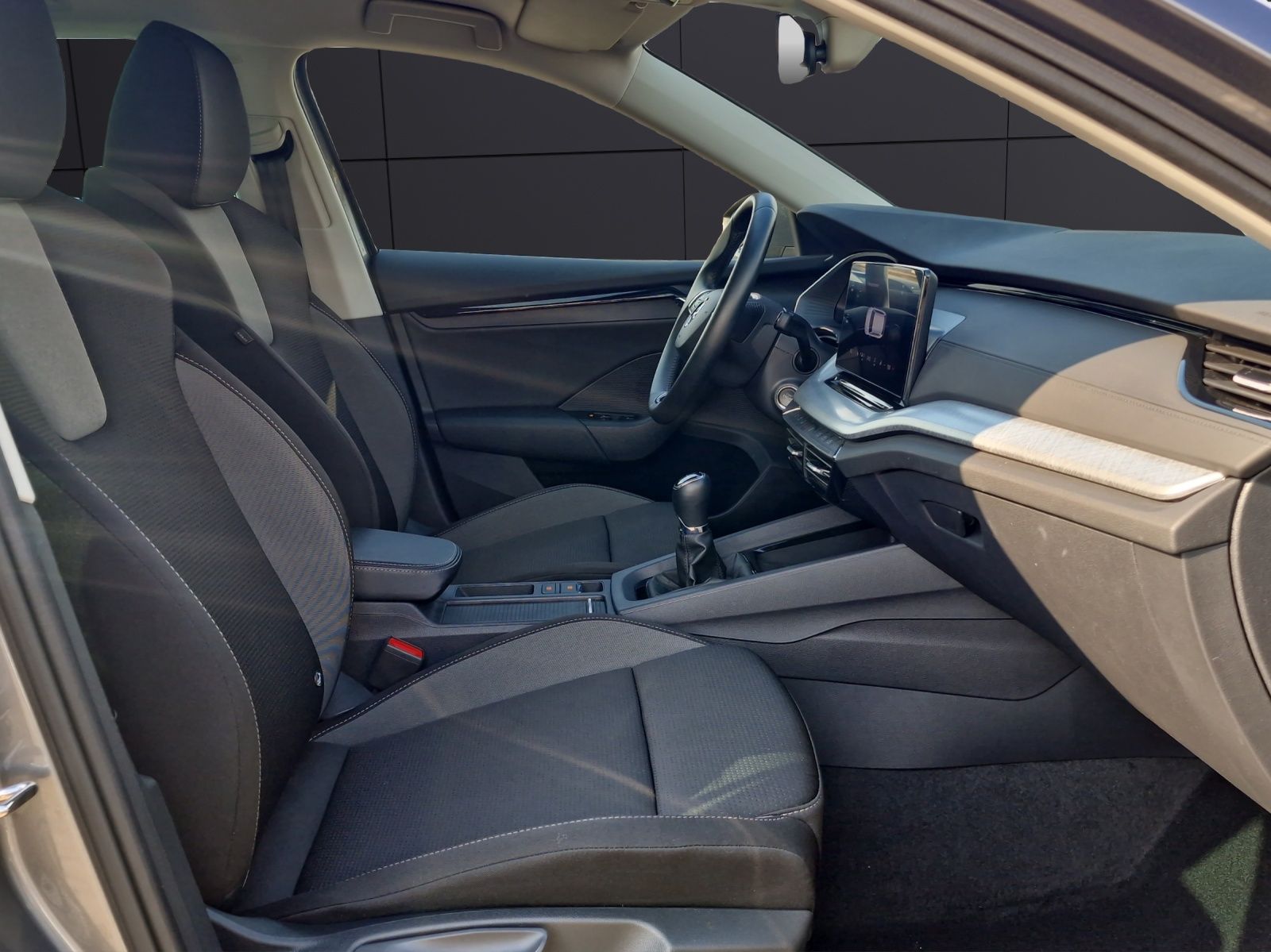 Fahrzeugabbildung SKODA Octavia Combi Ambition 2.0 TDI LED Navi AHZ SH A