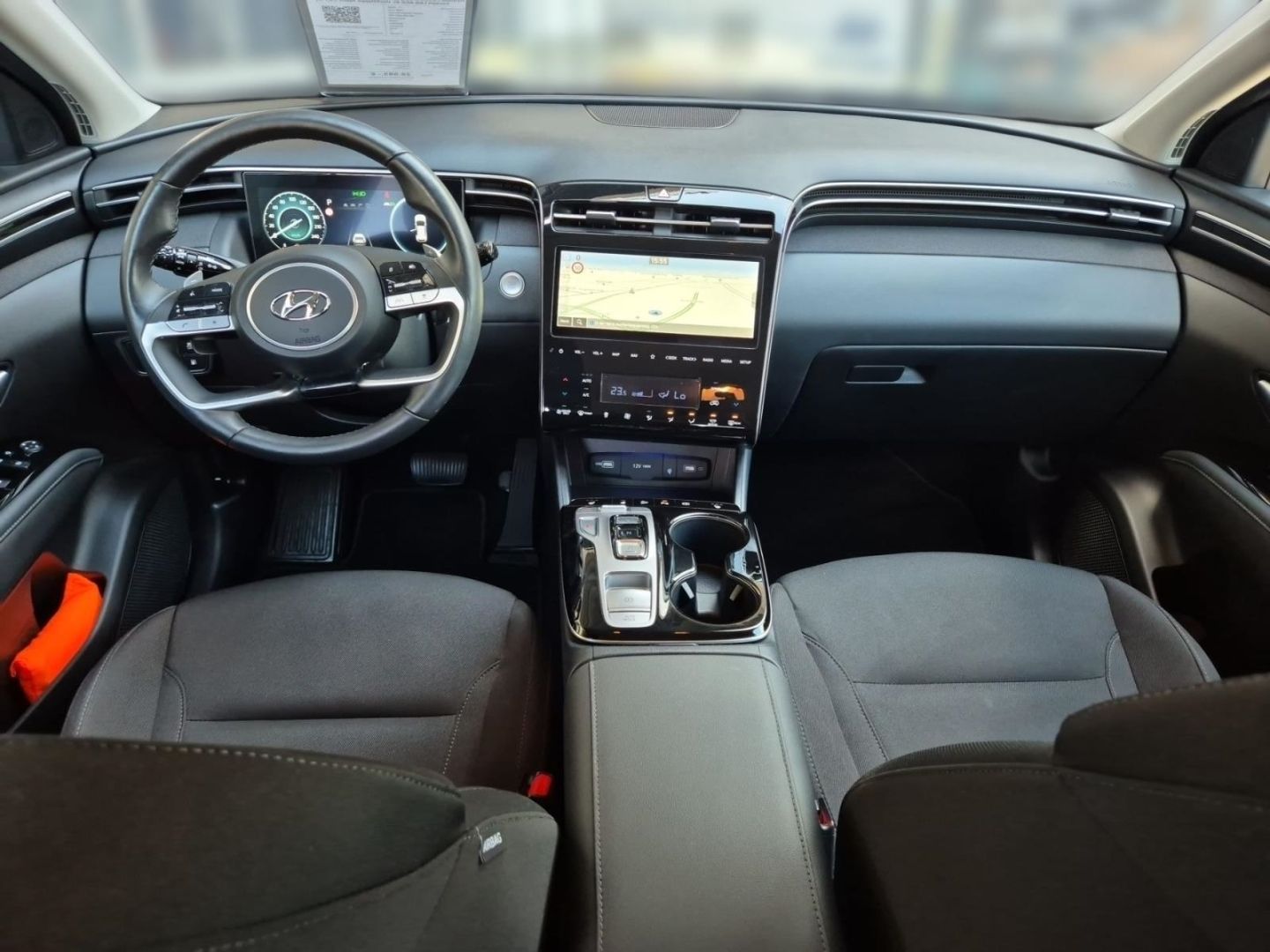 Fahrzeugabbildung Hyundai Tucson Trend Plug-In Hybrid 4WD Navi Digitales C