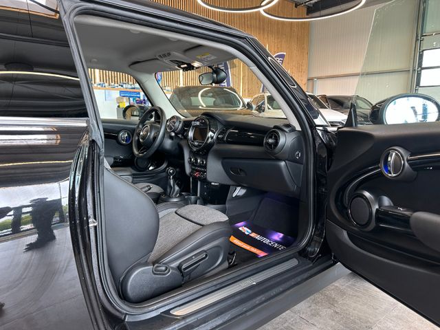 MINI COOPER *ACC*PDC*NAVI*LED*ScheckHeft*