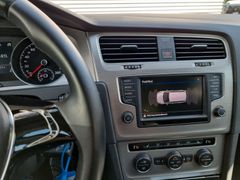 Fahrzeugabbildung Volkswagen Golf VII Variant 1.4 R Line CL