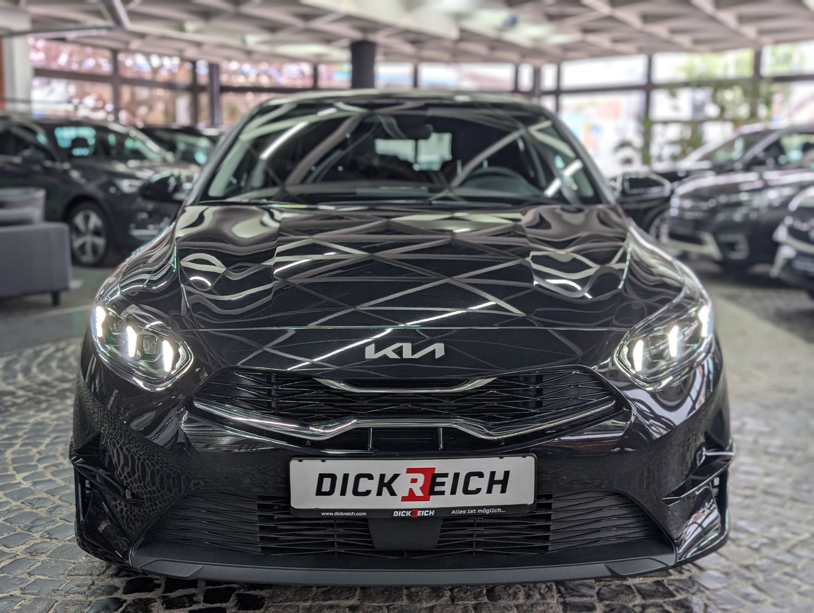 Fahrzeugabbildung Kia cee'd / Ceed 1.5 T-GDI Ultimate Style-Pk SCC JBL