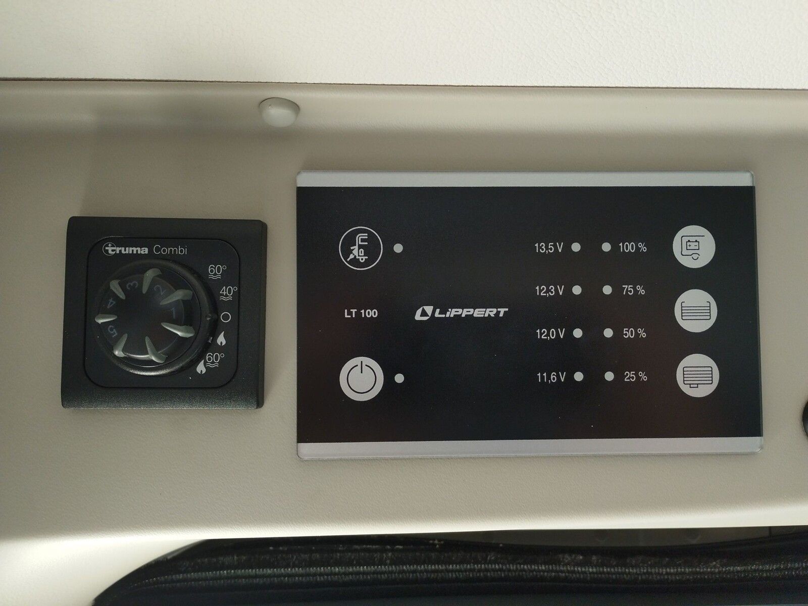 Fahrzeugabbildung Sunlight Adventure Cliff 640 Automatik, Dörr Edition, LTE