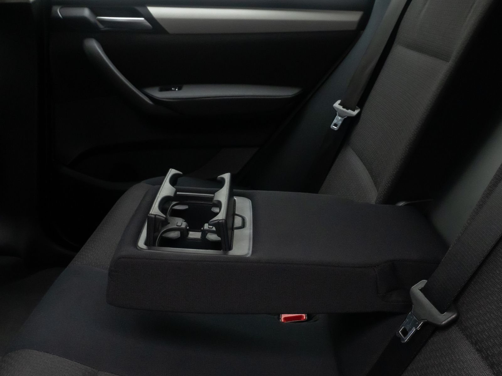 Fahrzeugabbildung BMW X3 xD20d Xenon GeschwindigReg PDC FernlichtAssis