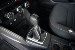 DACIA Duster II 1.3 TCe Extreme 2WD*EDC*Navi*LED*RFK*
