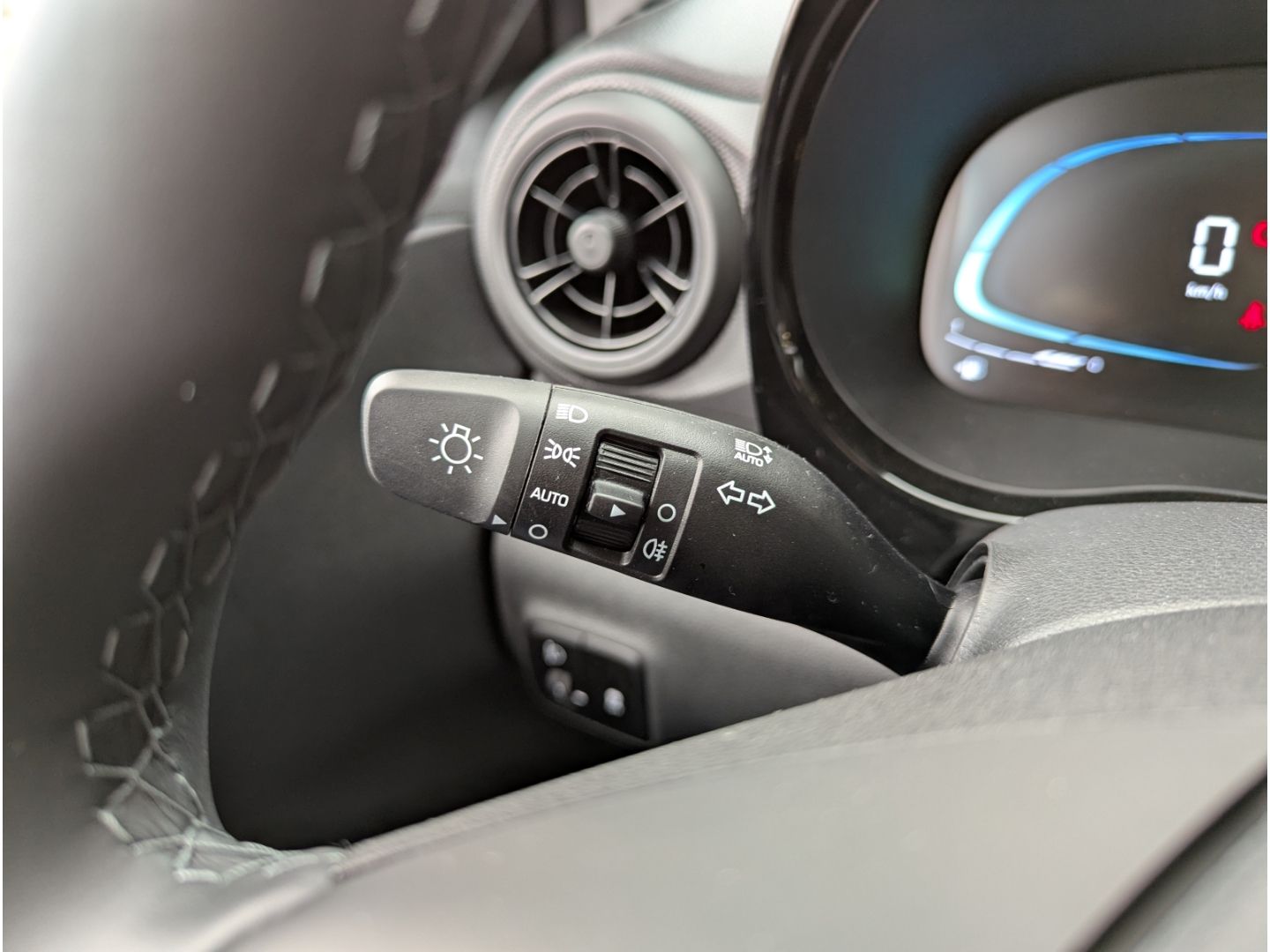 Hyundai i10 – Bild 16
