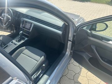 Volkswagen Passat Variant - 12