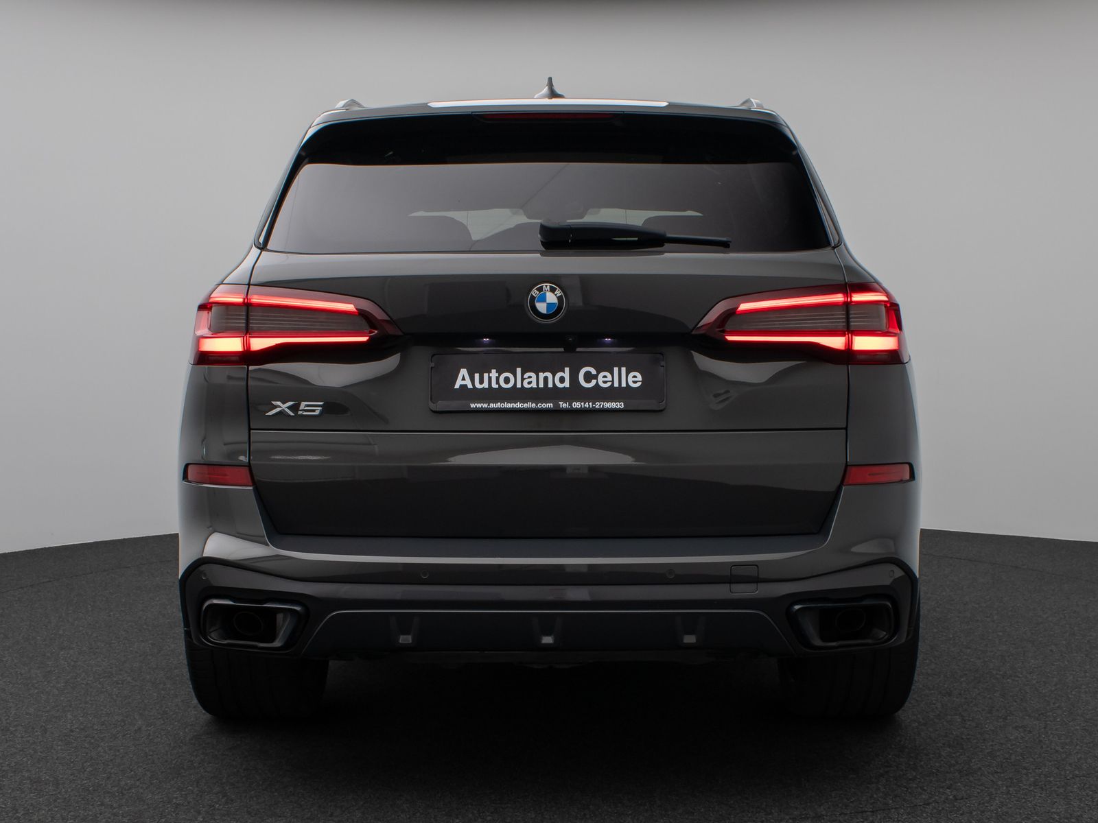 Fahrzeugabbildung BMW X5 xD30d M Sport Panorama Kamera Laser HUD HiFi