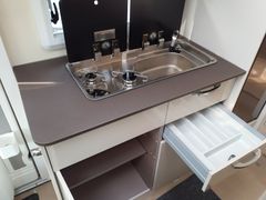 Bürstner Lineo T 690 Freistaat Edition, Automatik