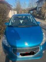 Peugeot 208 TÜV Nue - Peugeot e-208 von privat