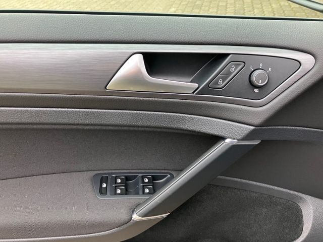 Golf VII Comfortline BMT KLIMA LED NAVI ALU
