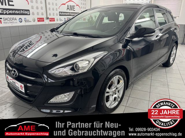 Hyundai i30 blue Kombi 1.6 GDi Style *Navi|Xenon|Kamera*