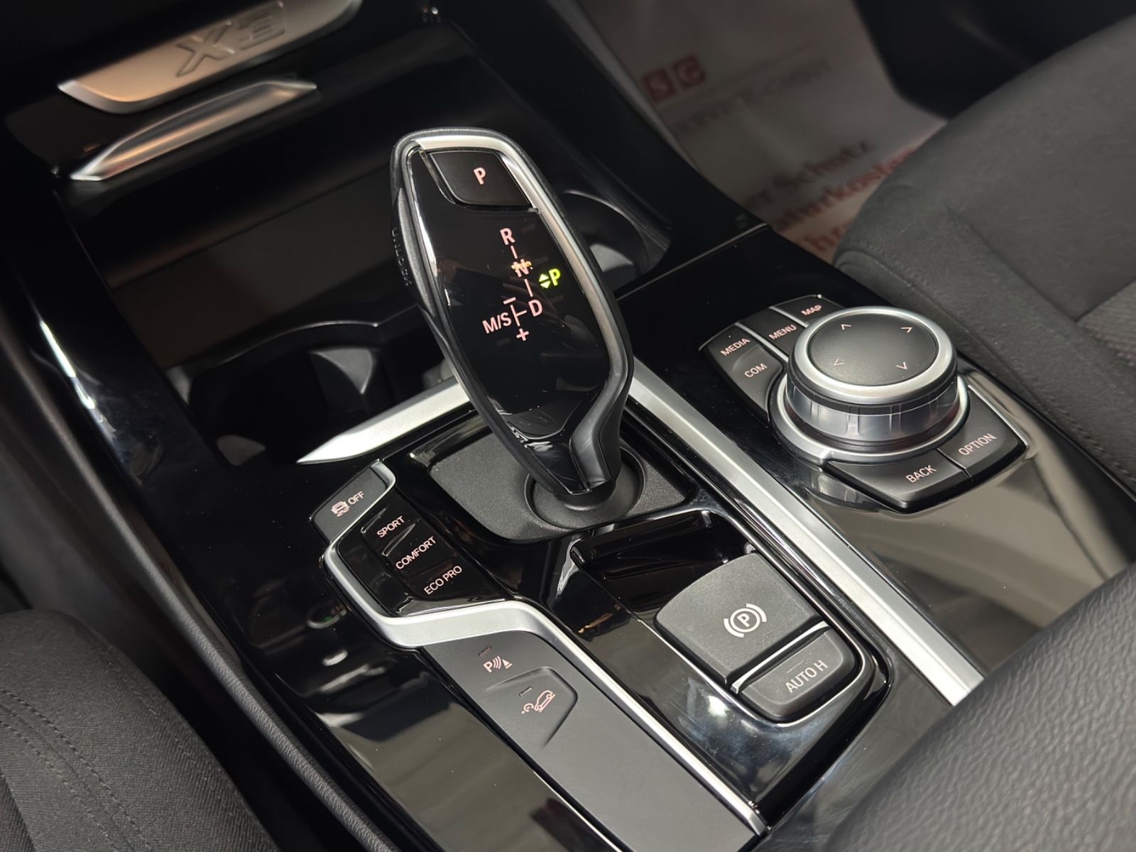 BMW X3 xDrive 20 i Advantage Parkassistent LED foto 24