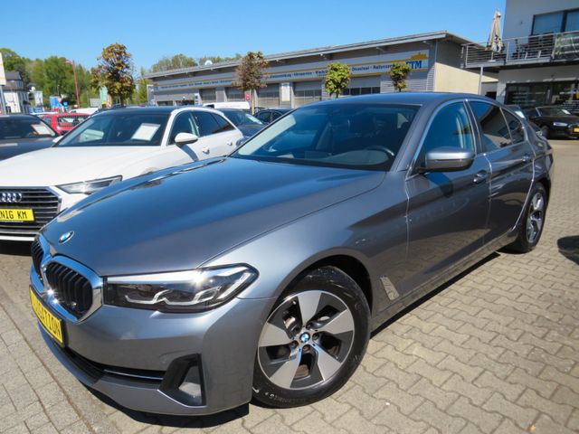 BMW 520dA Lim. *AHK *KAMERA *HIFI *LIVE COCKPIT PLUS