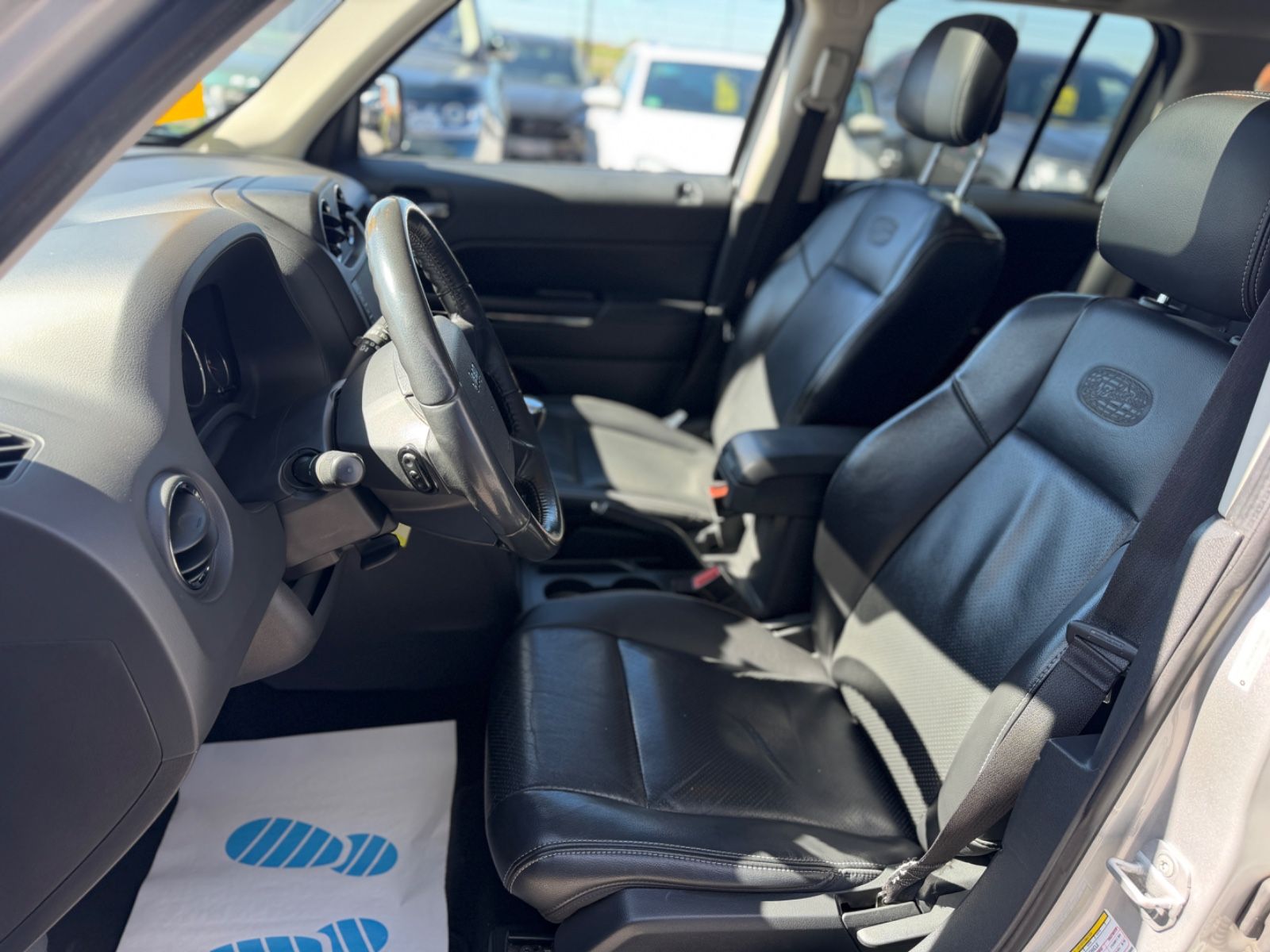 Patriot Limited 2.2 CRD Leder Navi Tüv NEU