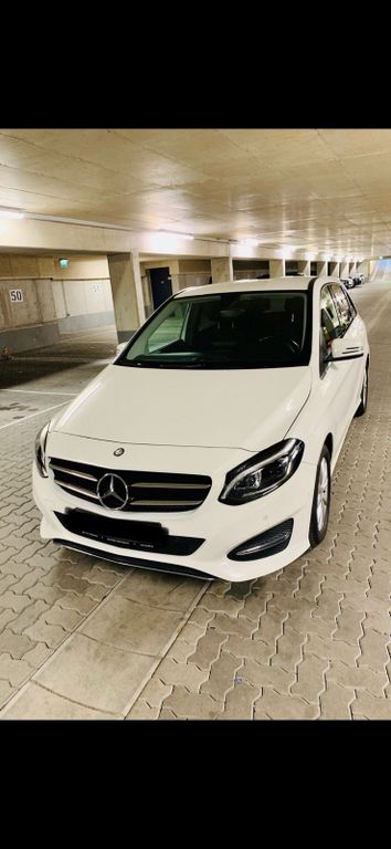 Image of Mercedes-Benz B 180
