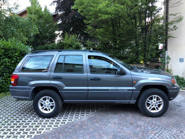 Jeep JEEP GRAND CHEROKEE 2.7 CRD QUADRA-TRAC LAREDO