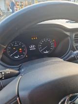 Hyundai i20 active - Hyundai Accent von privat