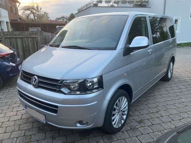 Volkswagen T5 Multivan TEAM NAVI SHZG PDC TEMPOM AHK el.SD