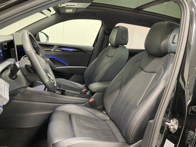 Tayron R-Line 2.0 TDI DSG IQ.LIGHT PANO AHK