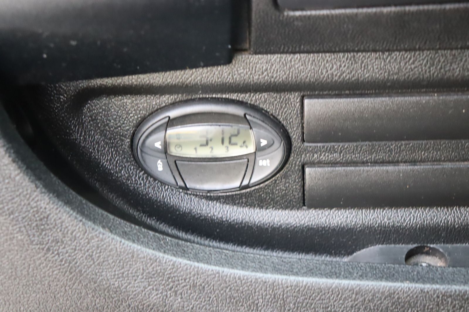 Fahrzeugabbildung Citroën Jumper 2.2d DOKA Kipper 7 Sitzer 1. Hand