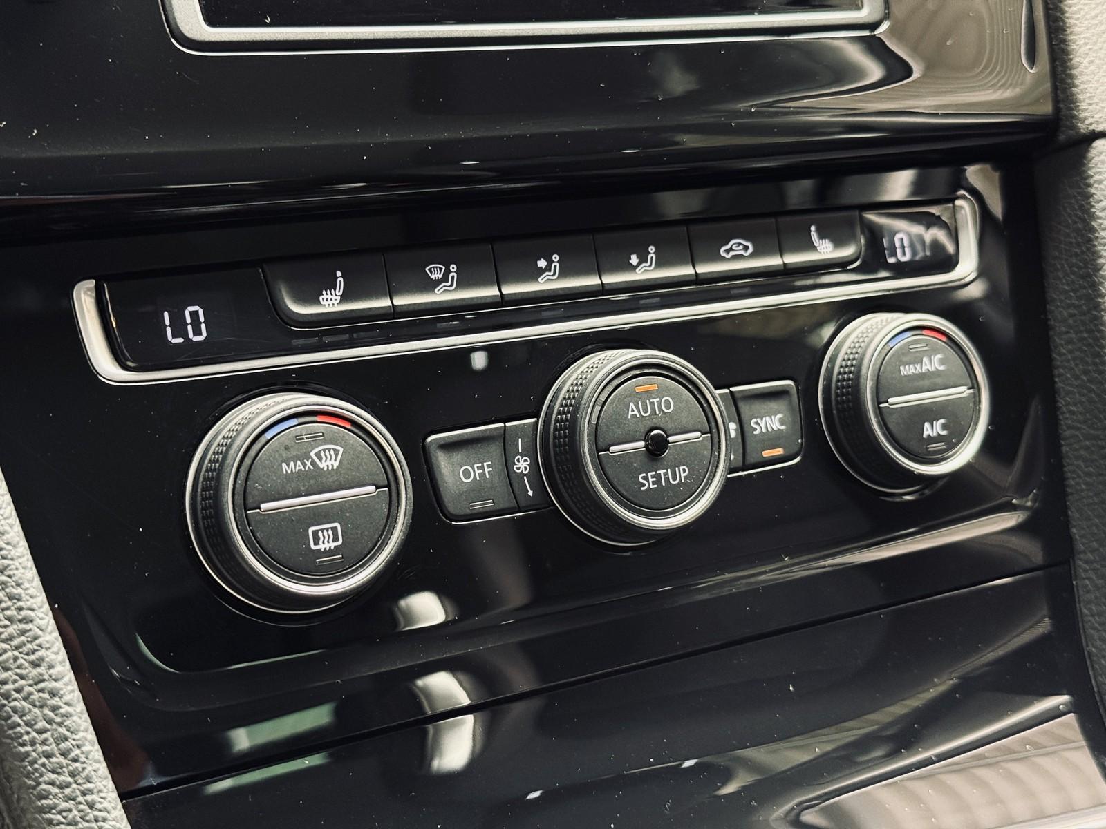 Volkswagen Golf Variant Highline Automatik |AHK|NAVI|KAMER|